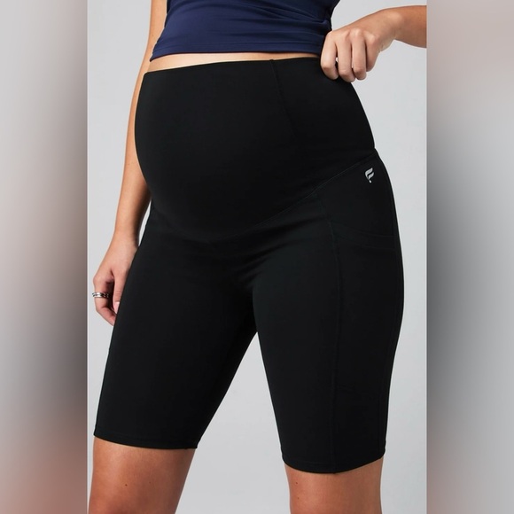 Fabletics NWT PureLuxe Maternity Bicycle Shorts - Black Size M - Picture 2 of 10